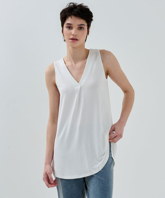 Kısa Kollu Yakası Pile Detaylı V Yakalı Bluz