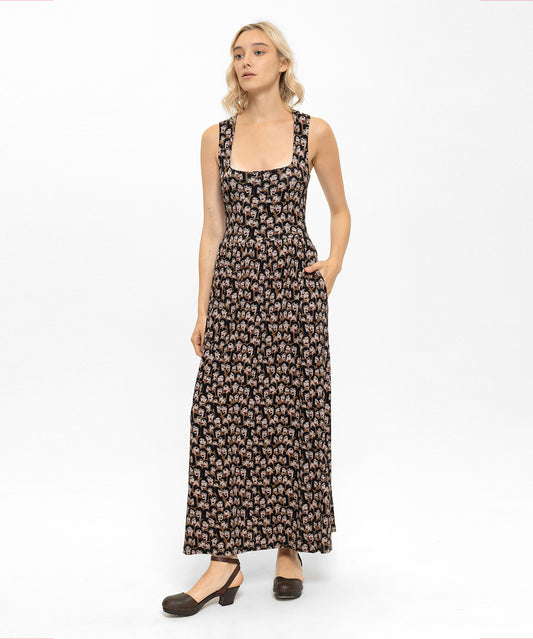 Kare Yaka Sırtı Çapraz Detaylı Desenli Elbise