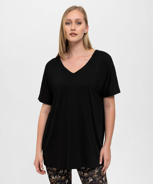 V Yaka Dökümlü Sİyah Bluz