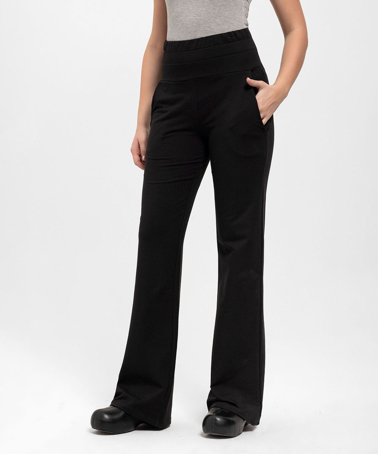 İspanyol Paça Fonksiyonel Belli Siyah Sweatpant