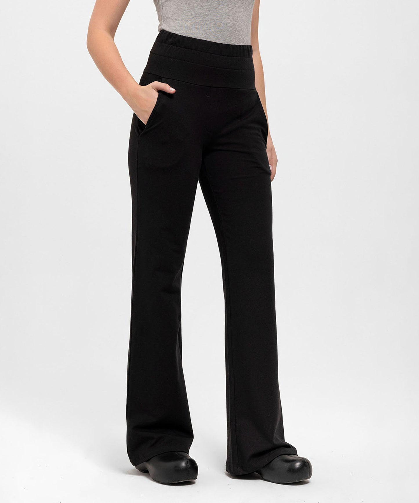 İspanyol Paça Fonksiyonel Belli Siyah Sweatpant
