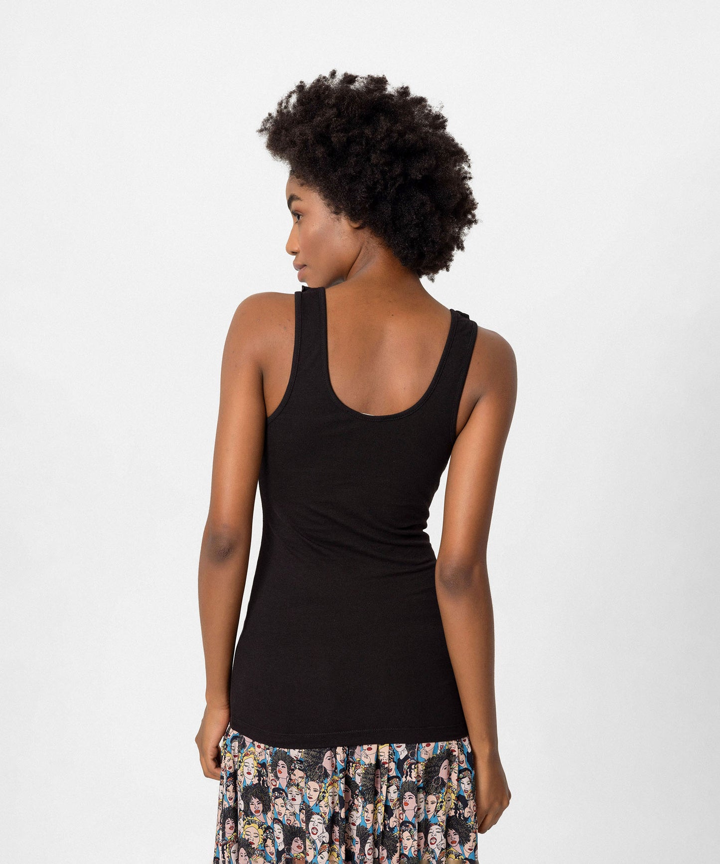 Fırfırlı Yaka Slim Fit Licralı Body